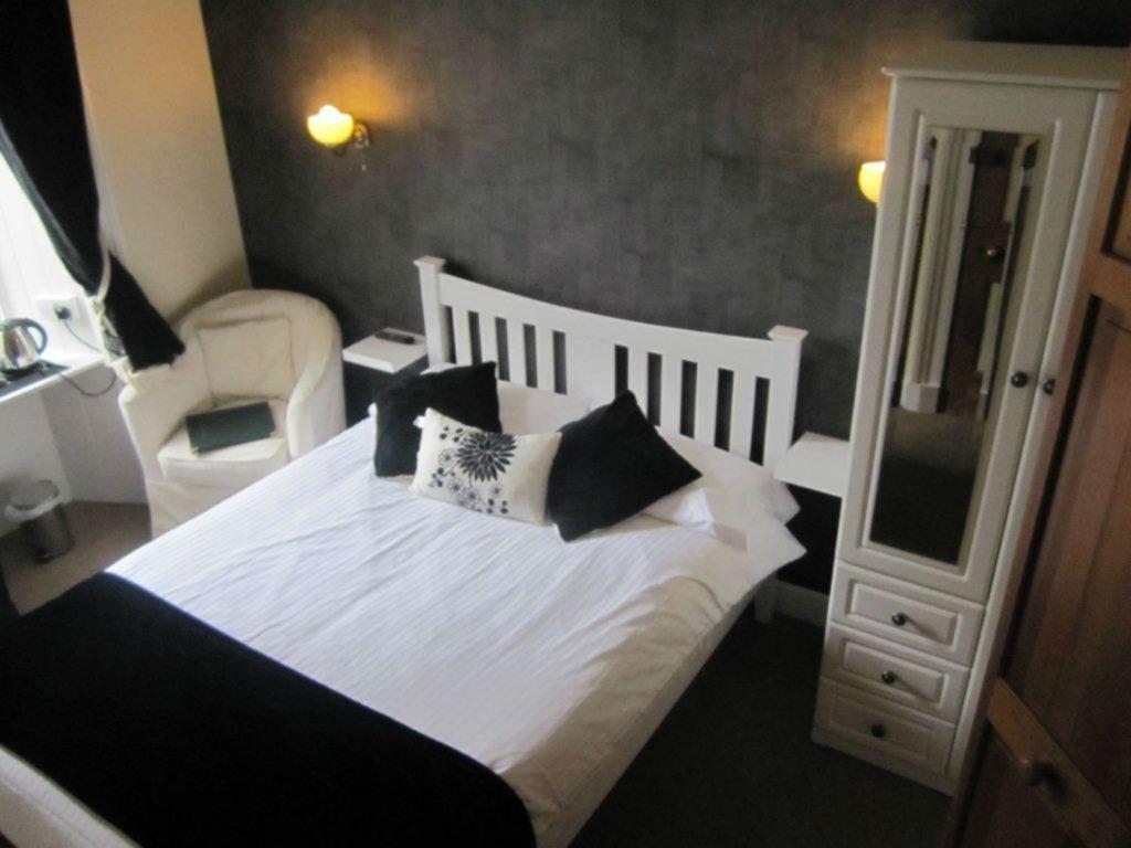 Kilchrenan House Hotel Oban Room photo